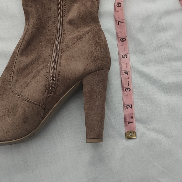 Charlotte Russe  Amaya Thigh High Suede Boots with High Heel - NWT - Size 9 - Picture 11 of 13
